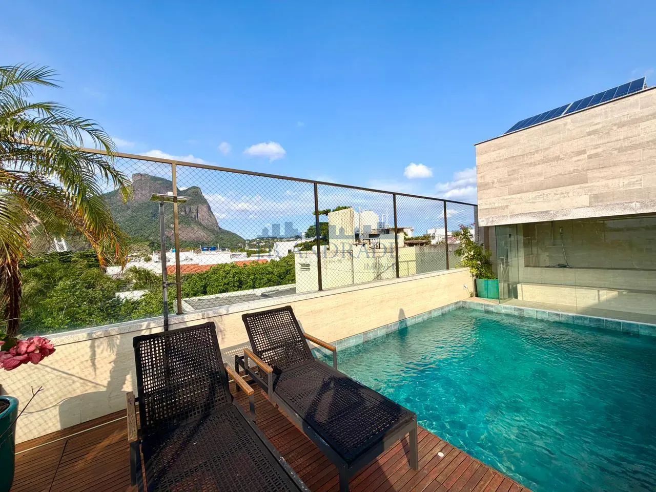 Jardim Oceânico  Cobertura Duplex de Alto Luxo | 4 Suítes | Quadra da Praia | Vista Pedra  - Foto 2