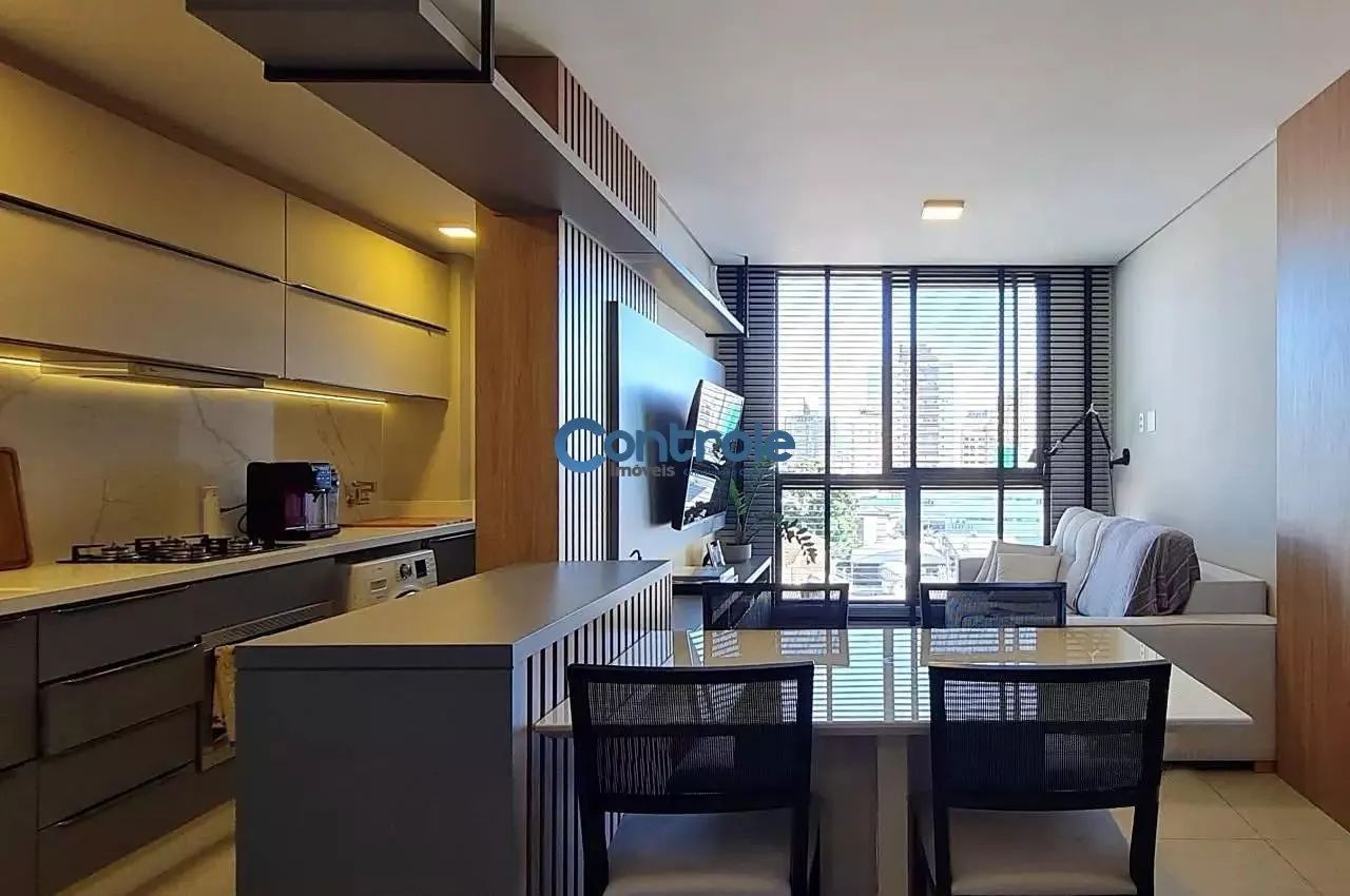 Apartamento com 02 dormitórios no Balneário do Estreito, em Florianópolis/SC!
