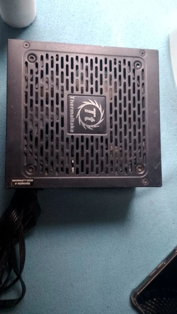 Fonte Thermaltake 750w usada! - Foto 2