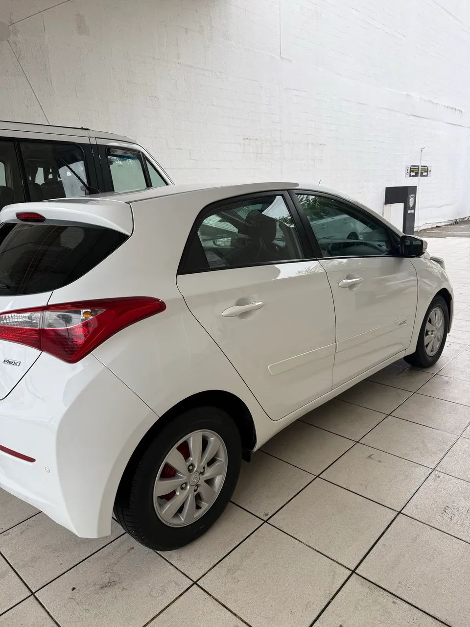 Hyundai HB20 Comf./c.plus/c.style 1.0 Flex 12V 2015 - Foto 5