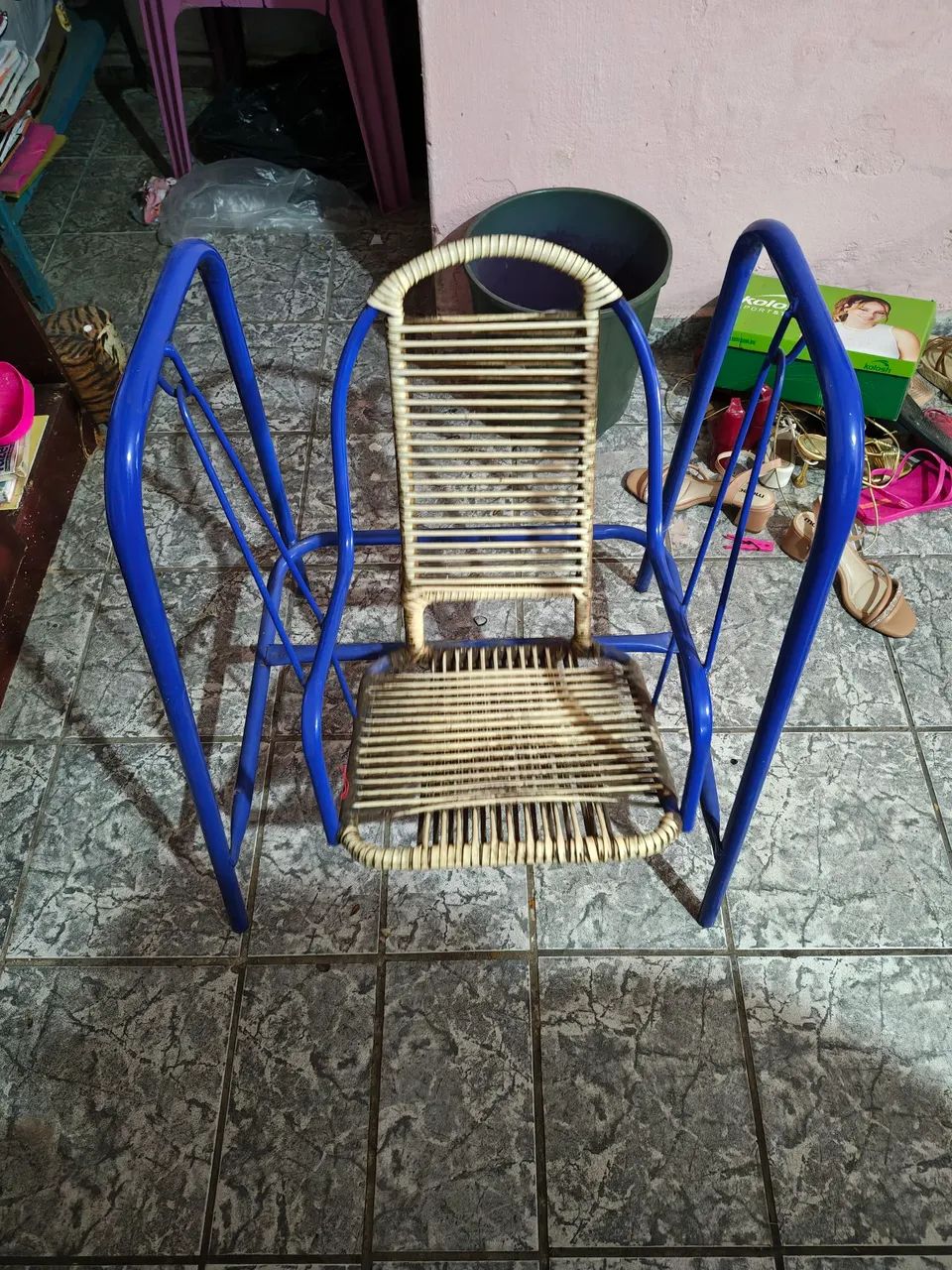 Cadeira de balanço infantil 
