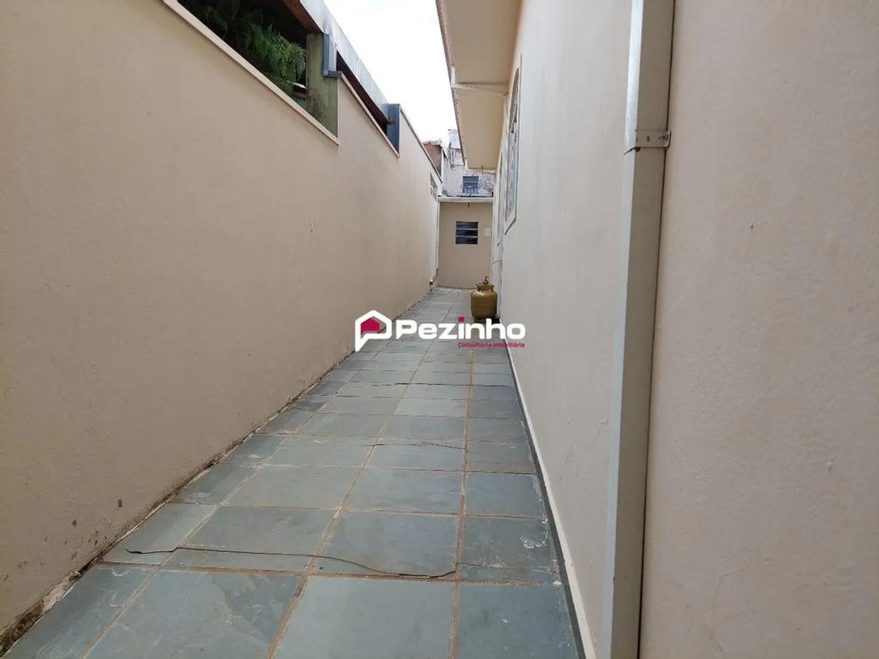 Casa à venda em Limeira, Parque Hippolyto, com 3 quartos, com 147.46 m² - Foto 2