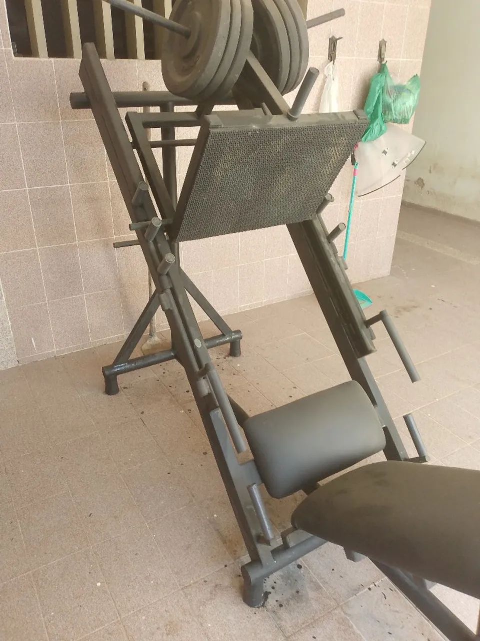 Aparelho de academia leg press 45 graus - Foto 3