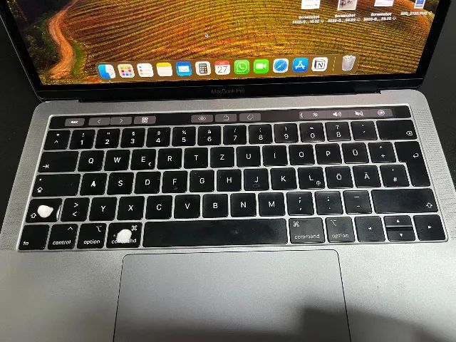 MacBook Pro 2020 Touch Bar  - Foto 2