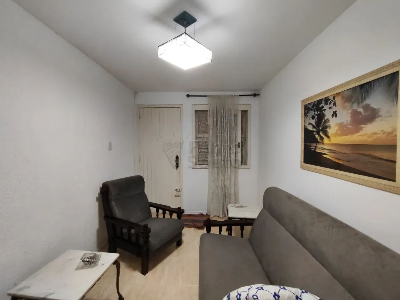 Casa à venda no Centro próximo a Juscelino Kubitschek, 2 dormitórios! - Foto 2