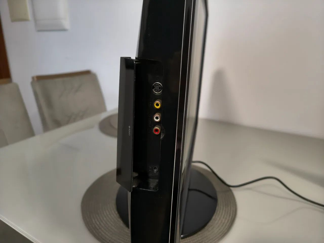 Tv monitor 24 Samsung Full HD+ - Foto 4