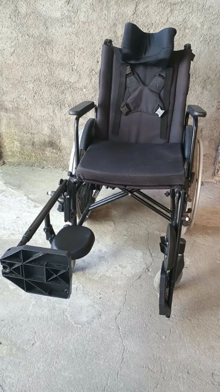 Cadeira de rodas  - Foto 3
