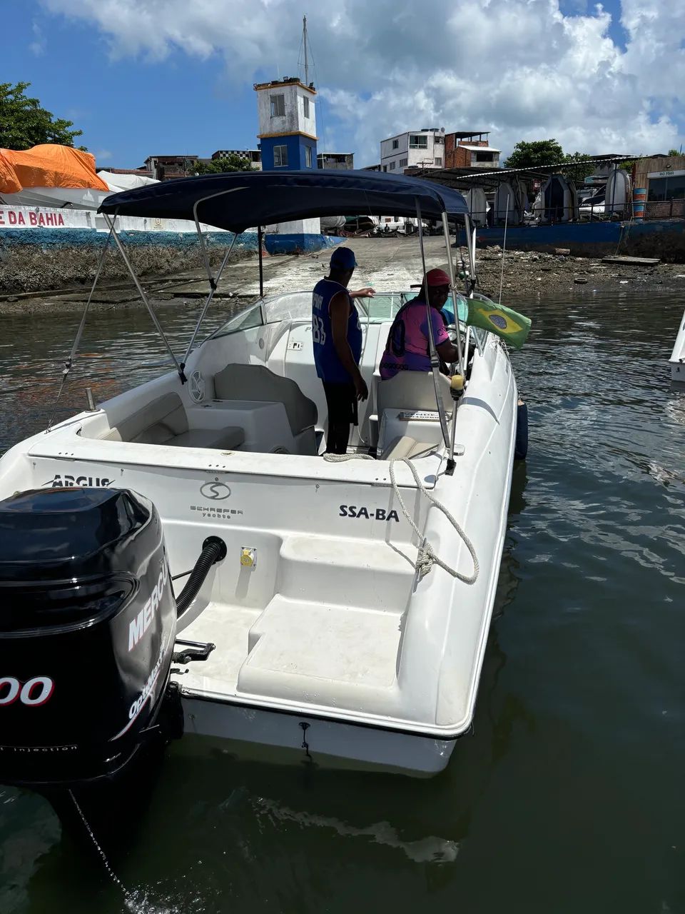 Lancha Phantom 240 - Foto 2