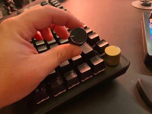 Teclado mecânico K82 da APAYADO - ÓTIMO ESTADO - Foto 2