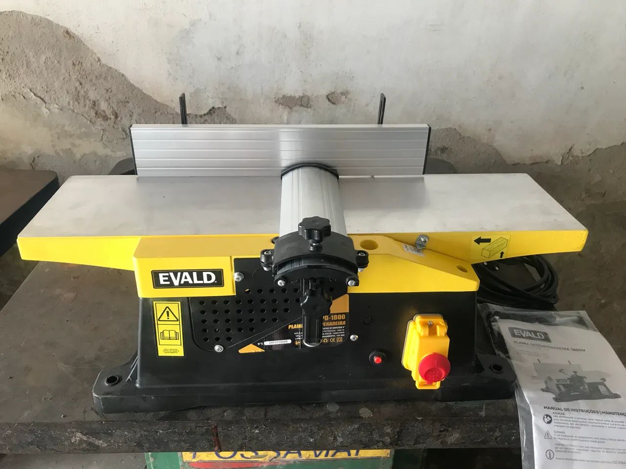 Plaina Desempenadeira 600x150mm Evald 