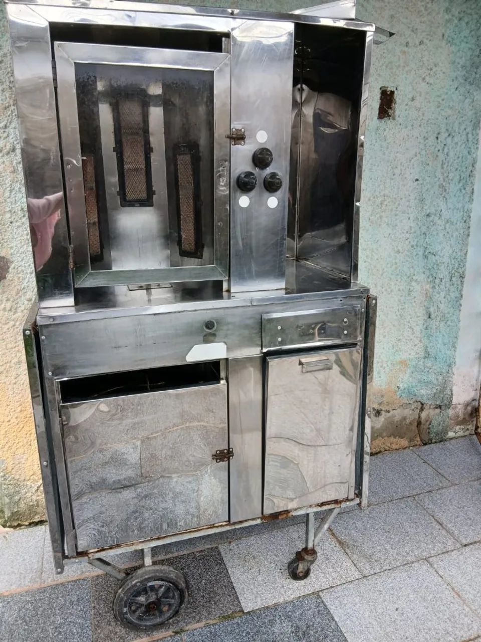 Vendo carro de Churrasco Grego - Foto 2