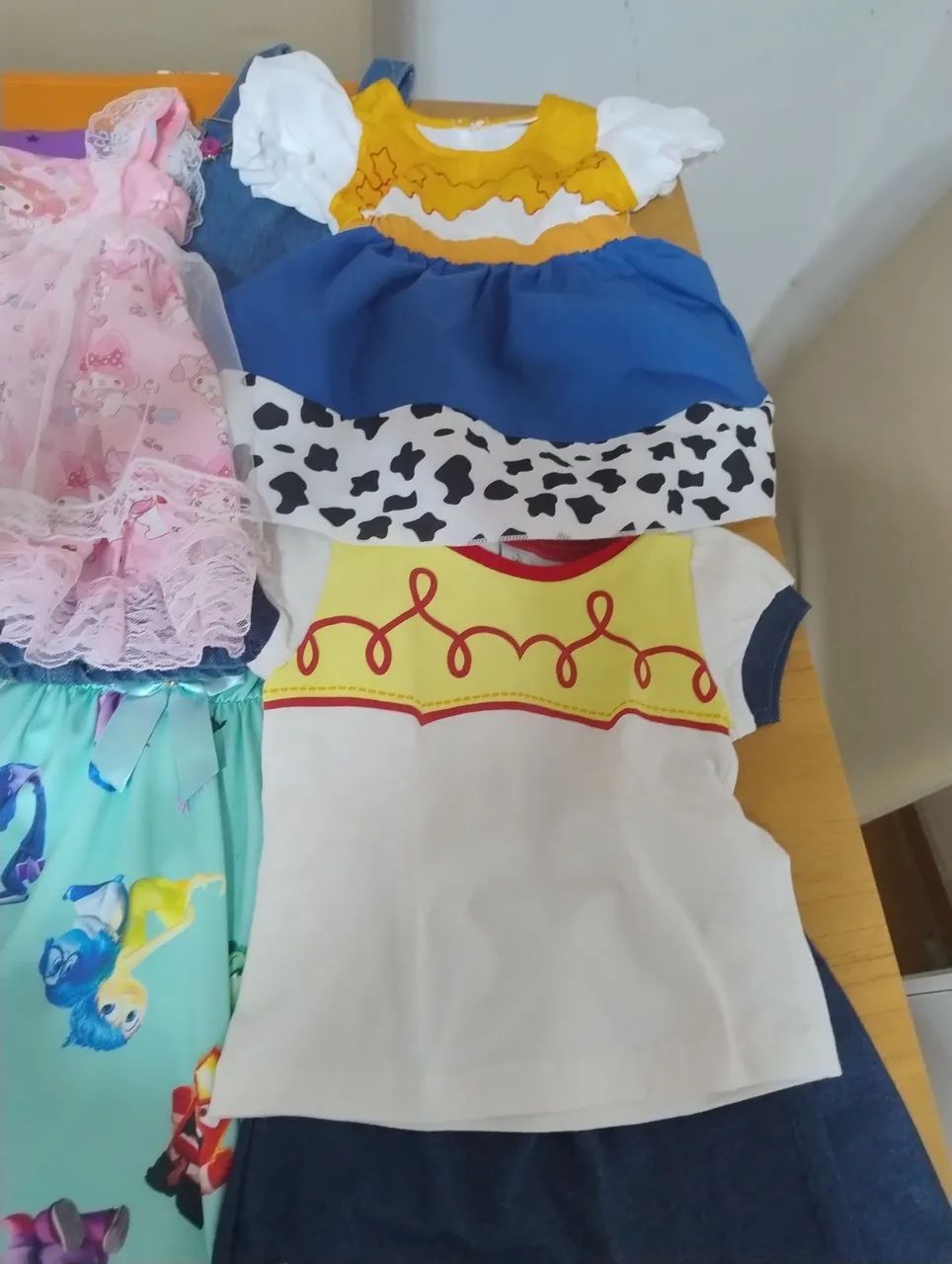 Kit lote com 11 roupas  - Foto 3