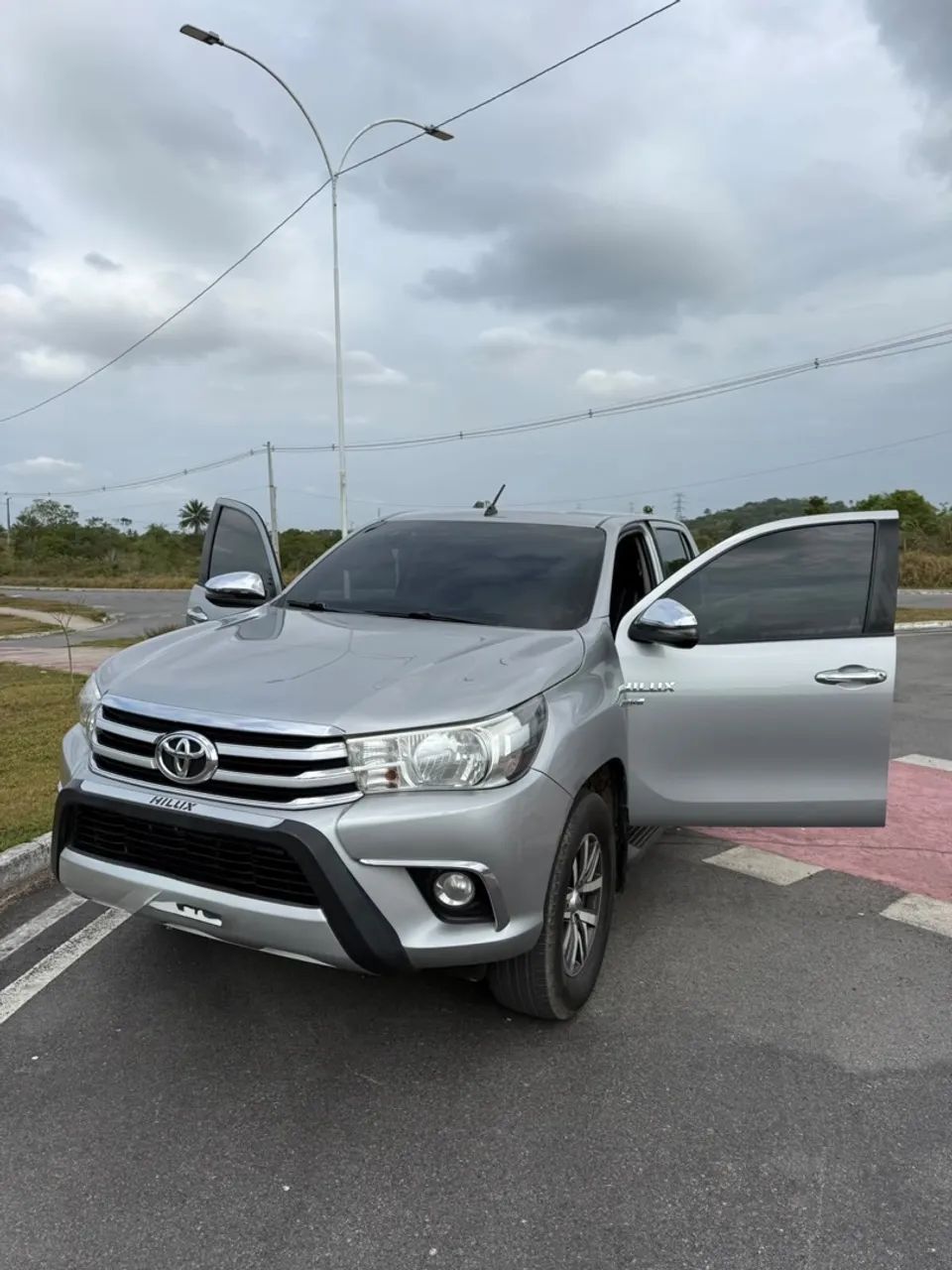 Toyota Hilux Hilux CD SRV 4x2 2.7 Flex 16V Aut. 2018