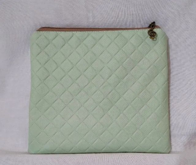 Necessaire impermeável - verde água