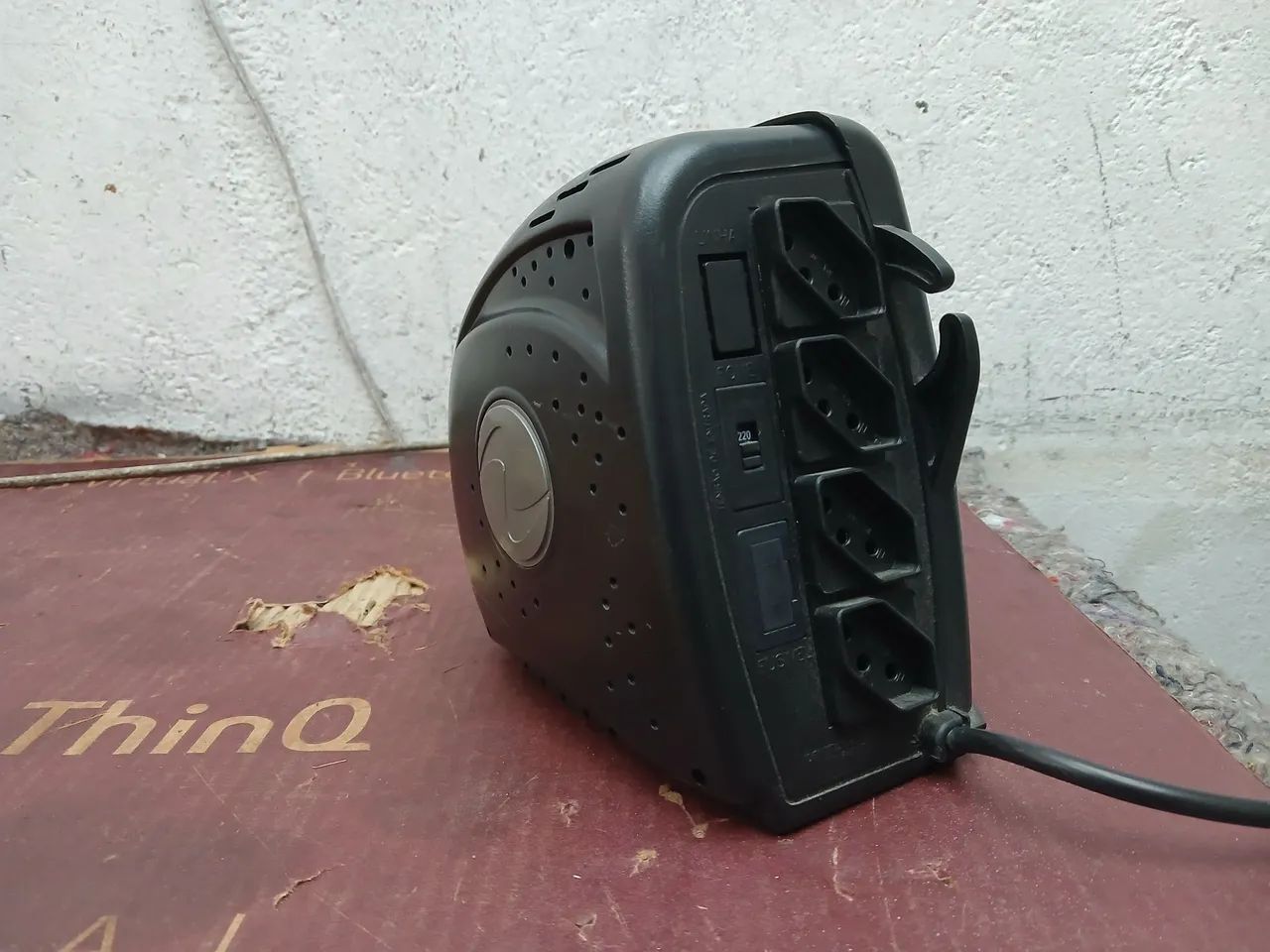 Fonte estabilizada 220v/110v saída  - Foto 2