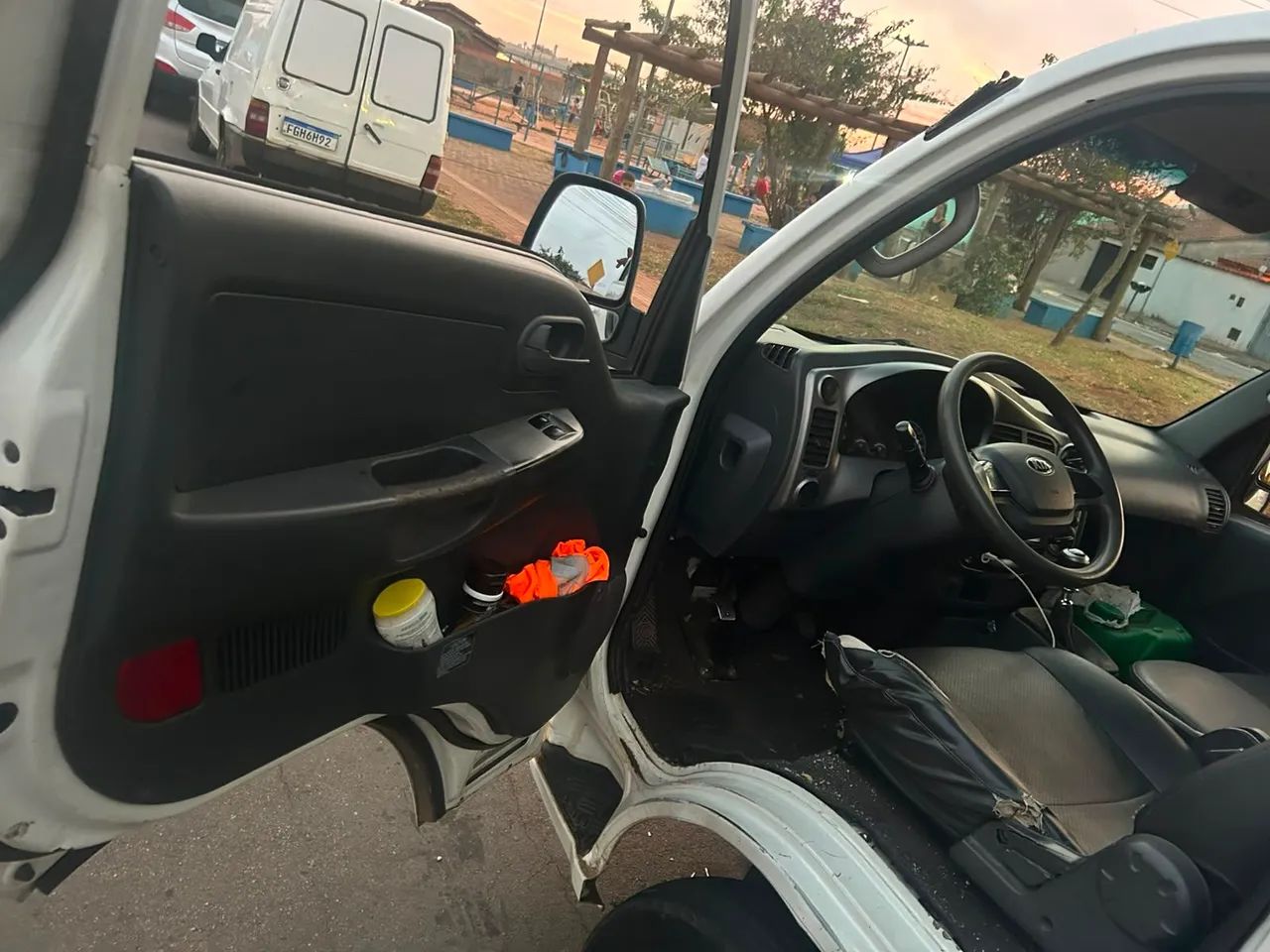 Caminhão Kia bongo 2014 - Foto 2