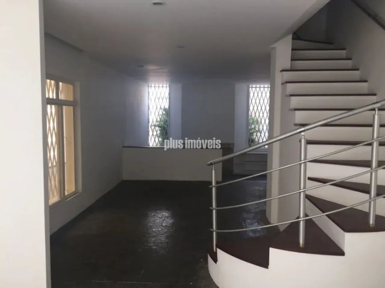 Casa em Aclimação com 234m²
