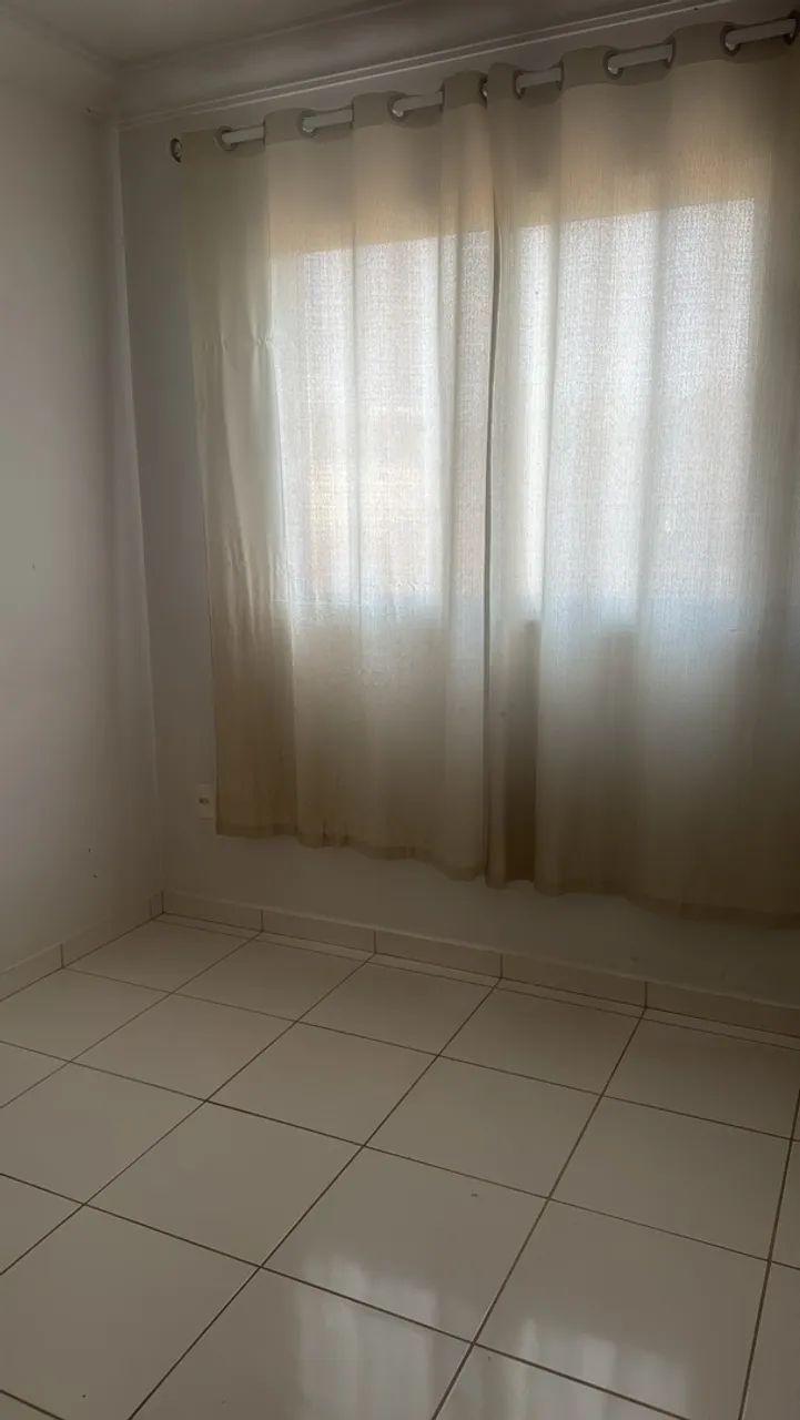 Apartamento pra alugar semi mobiliado 