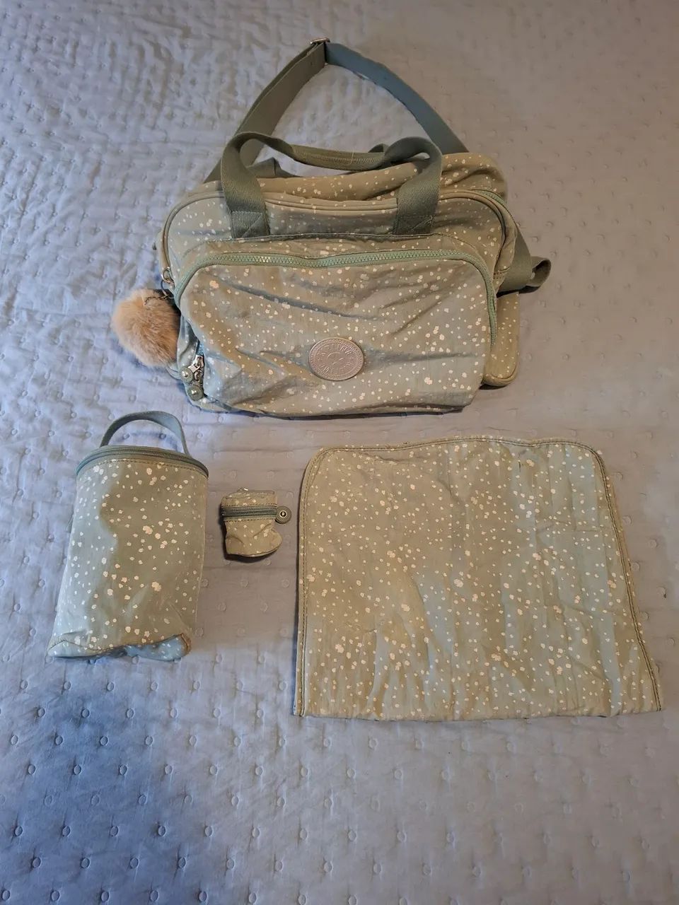 Bolsa de Maternidade Kipling com acessórios em excelente estado