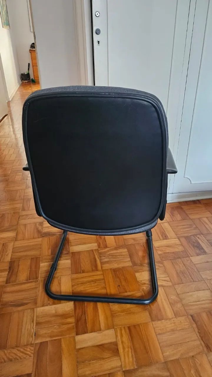 Cadeira de escritório fixa estofada - Foto 2