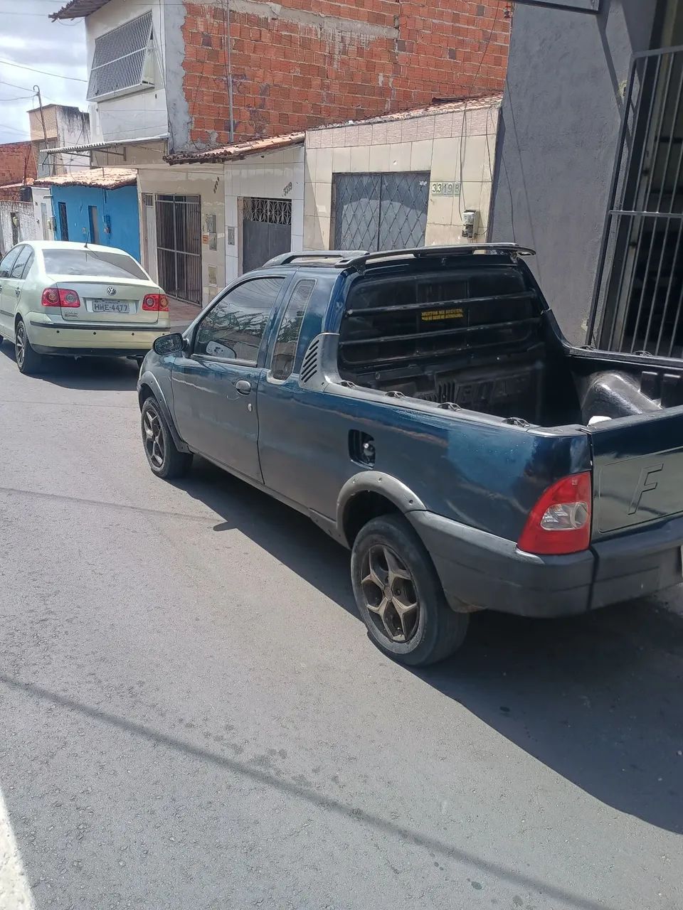 Fiat Strada Working 1.5 MPI 8V CE (álcool) 2002