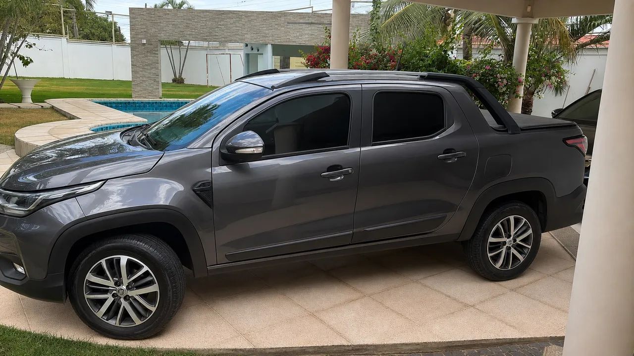 Fiat Strada Volcano 1.3 Flex 8V CD Aut. 2023 - Foto 5