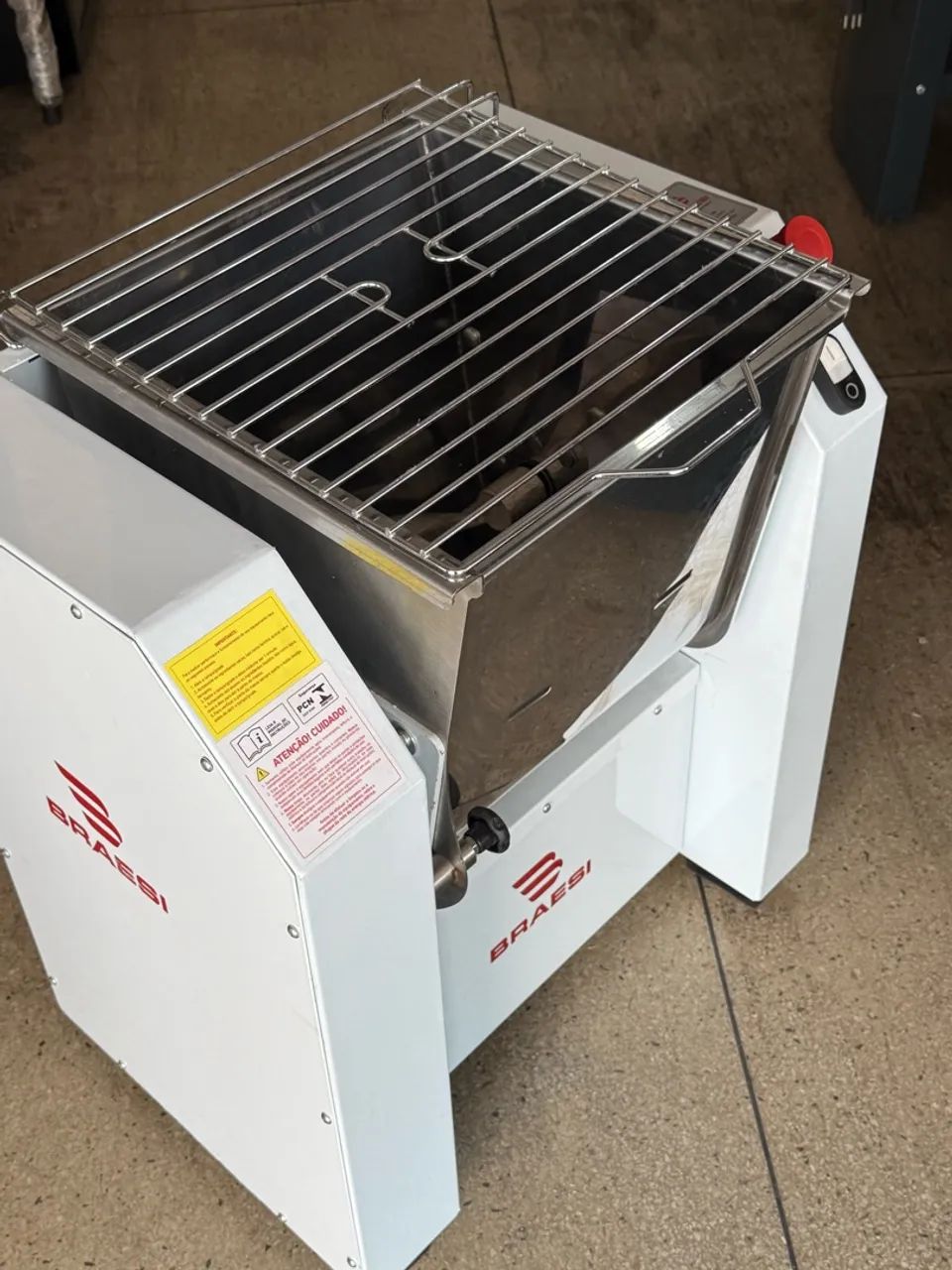 Masseira 15kg nova 
