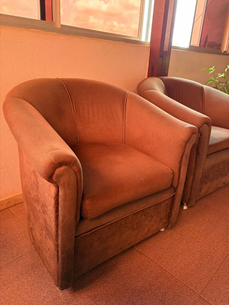 2 Poltronas marrom de tecido - Foto 3
