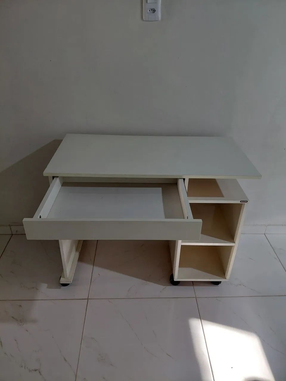 Mesinha- escrivaninha nova  - Foto 2