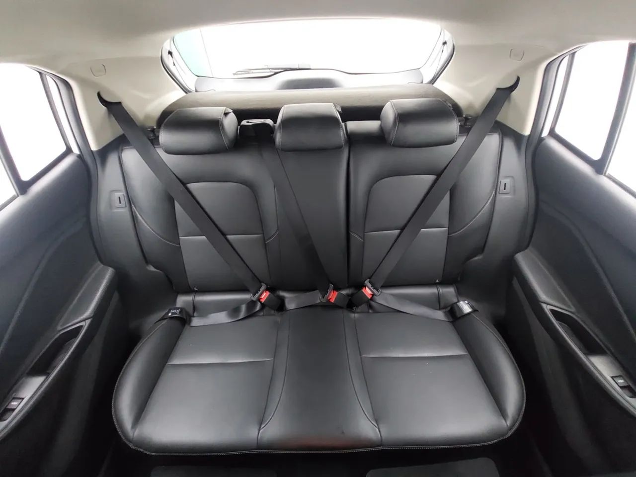 Chevrolet Onix Hatch Premier 1.0 12V TB Flex Aut. 4P, foto 18 de 18