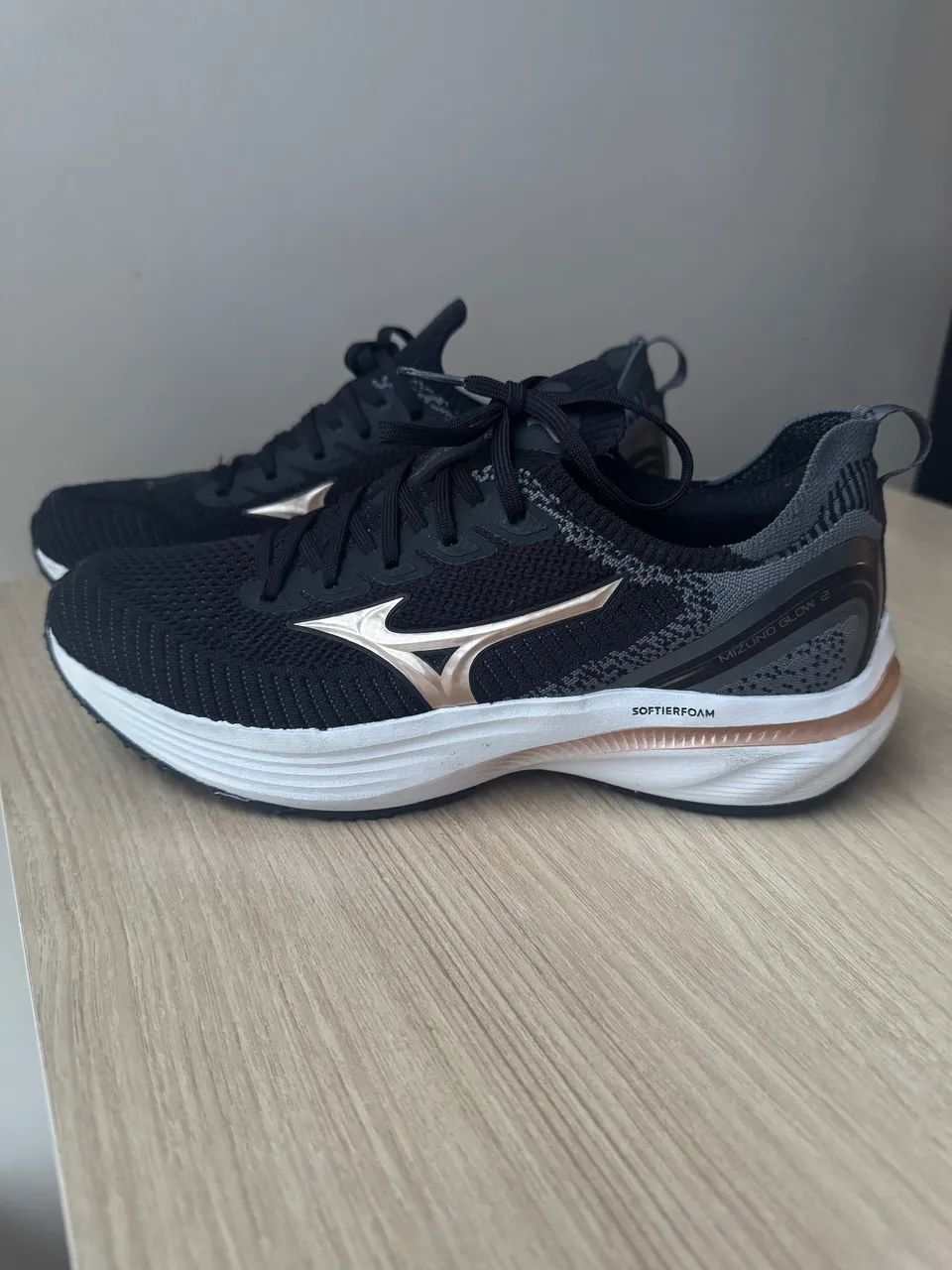Tênis mizuno wave 2