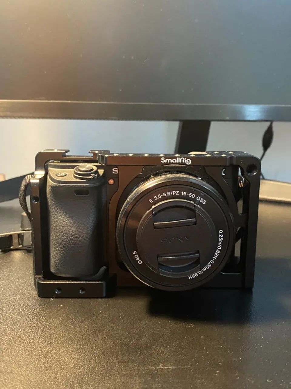 Câmera Sony A6400 + KIT - Foto 2