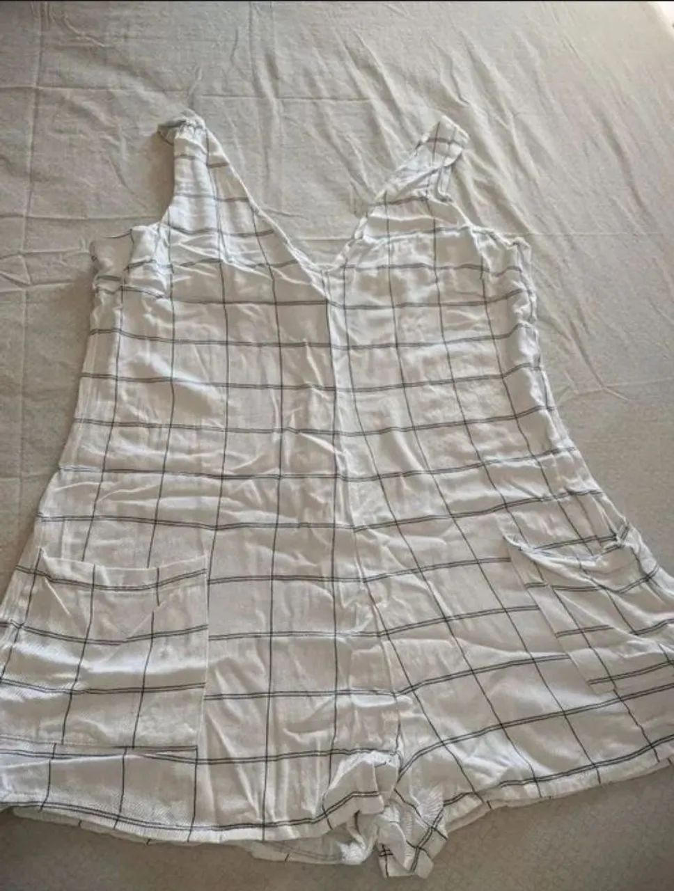 Macacão feminino branco xadrez - Foto 2