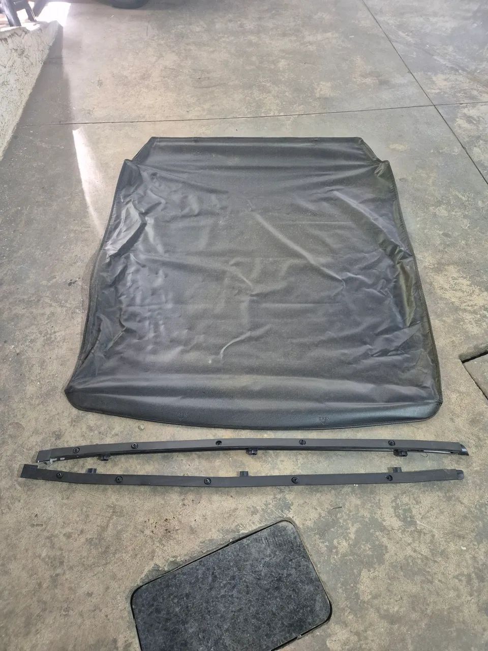 Capota maritima original MOPAR Strada Cabine Simples 2014 a 2020 - Foto 3