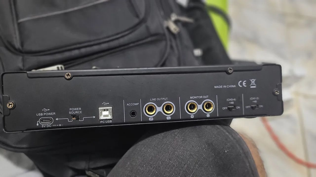 Interface de audio 4 canais  - Foto 2