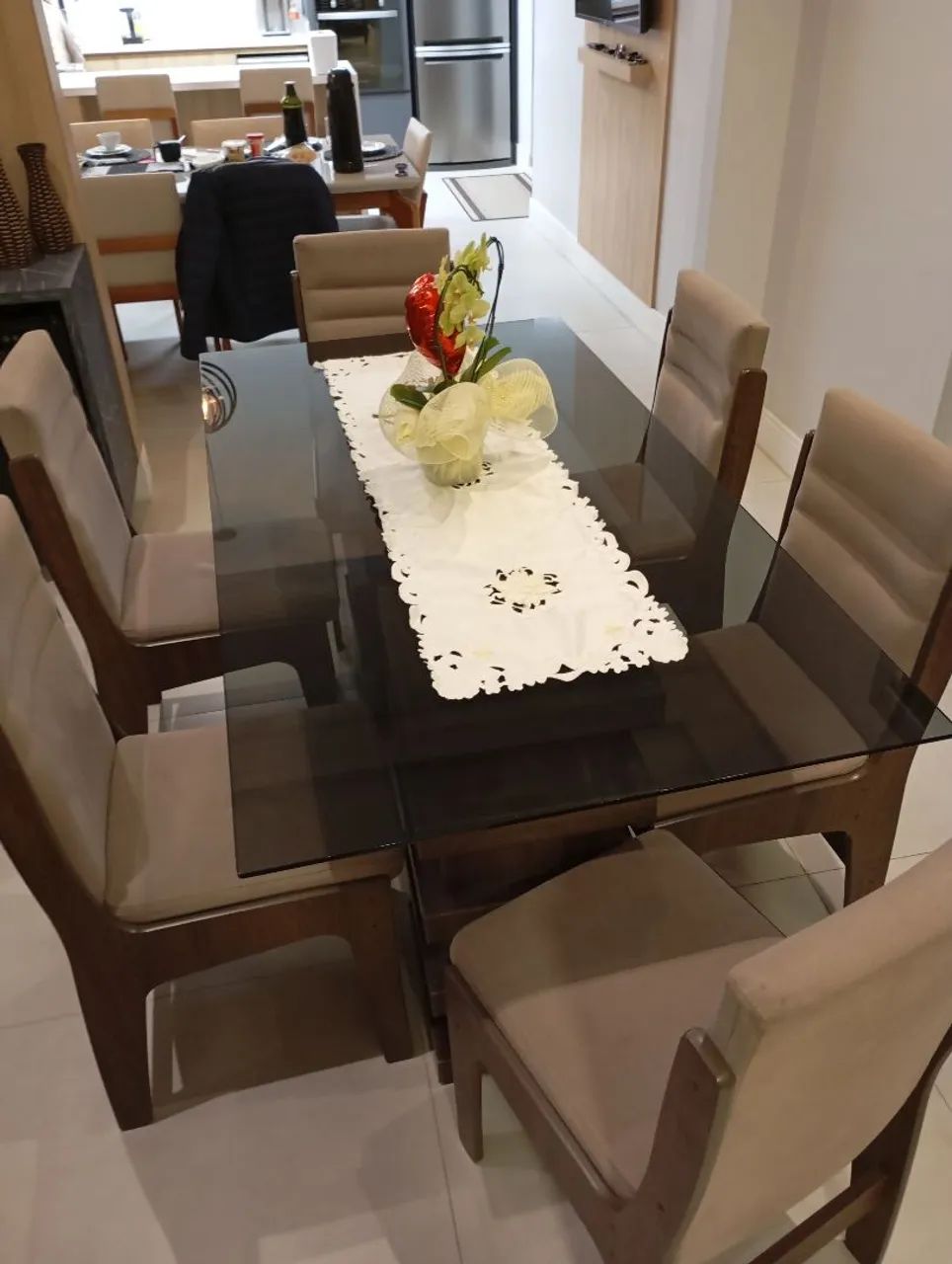 Mesa jantar com cadeiras - Foto 2