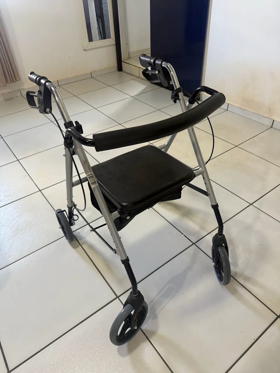 ANDADOR CADEIRA com bolsa e freio 