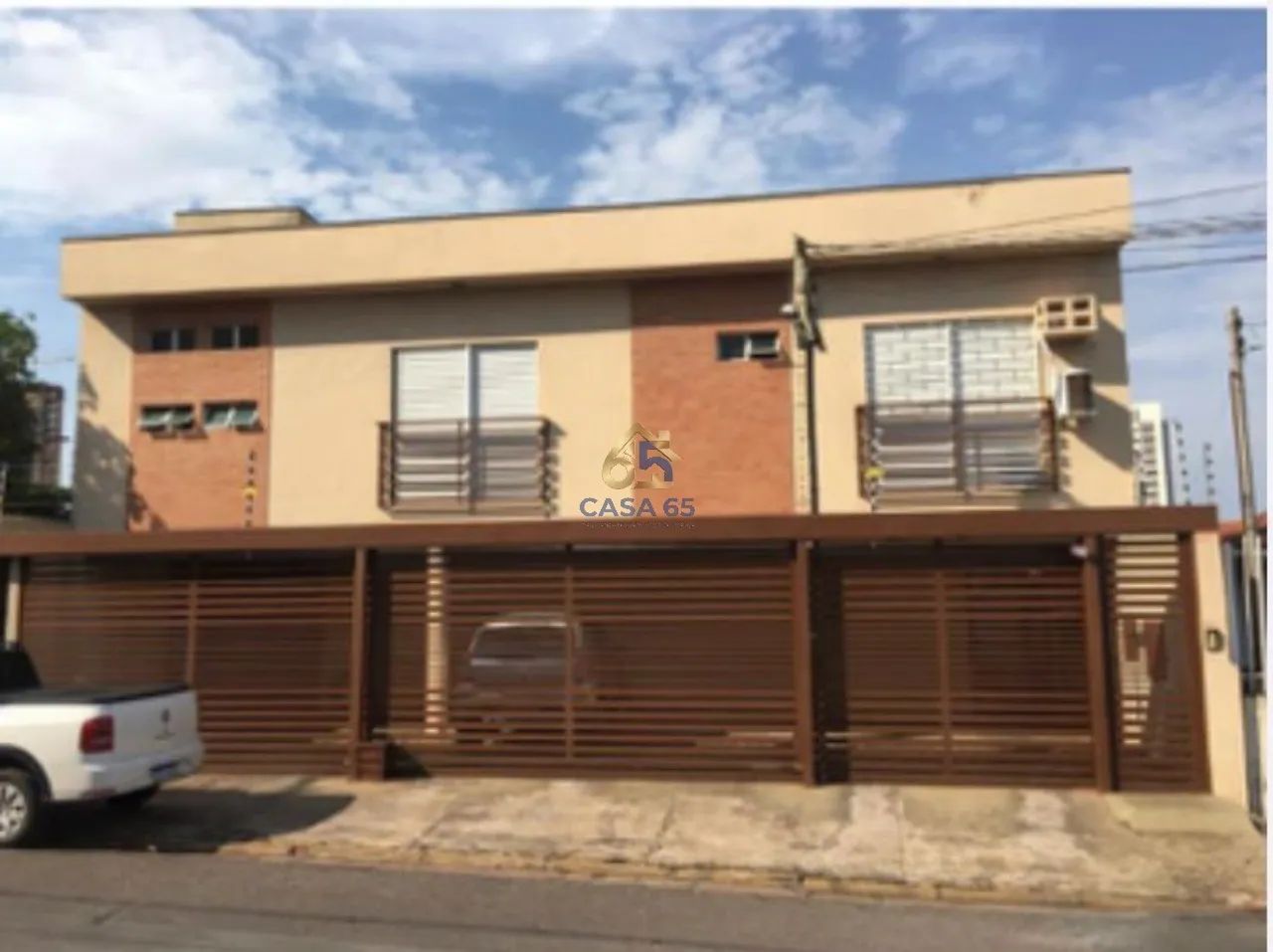 Locação - Sobrado 2 quartos - Próximo a UFMT com água e internet inclusos