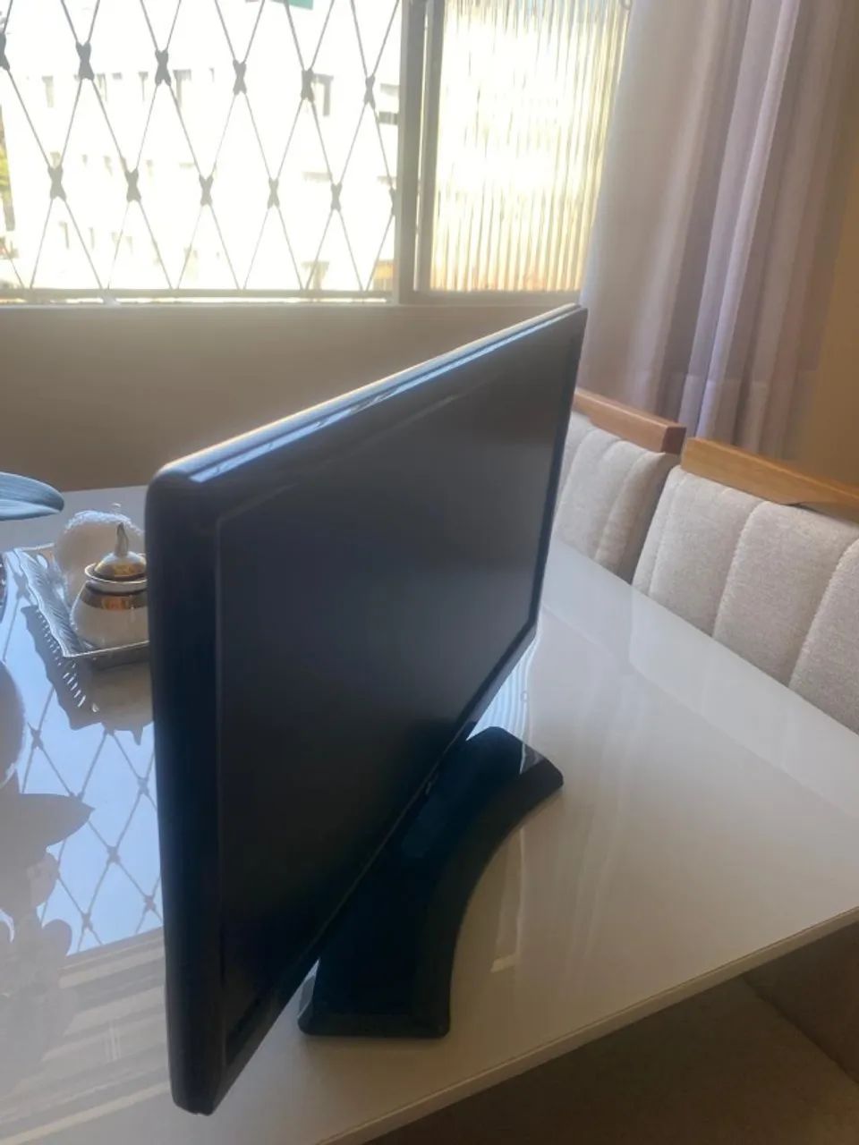 TV Monitor 21 Polegadas LG com controle remoto 