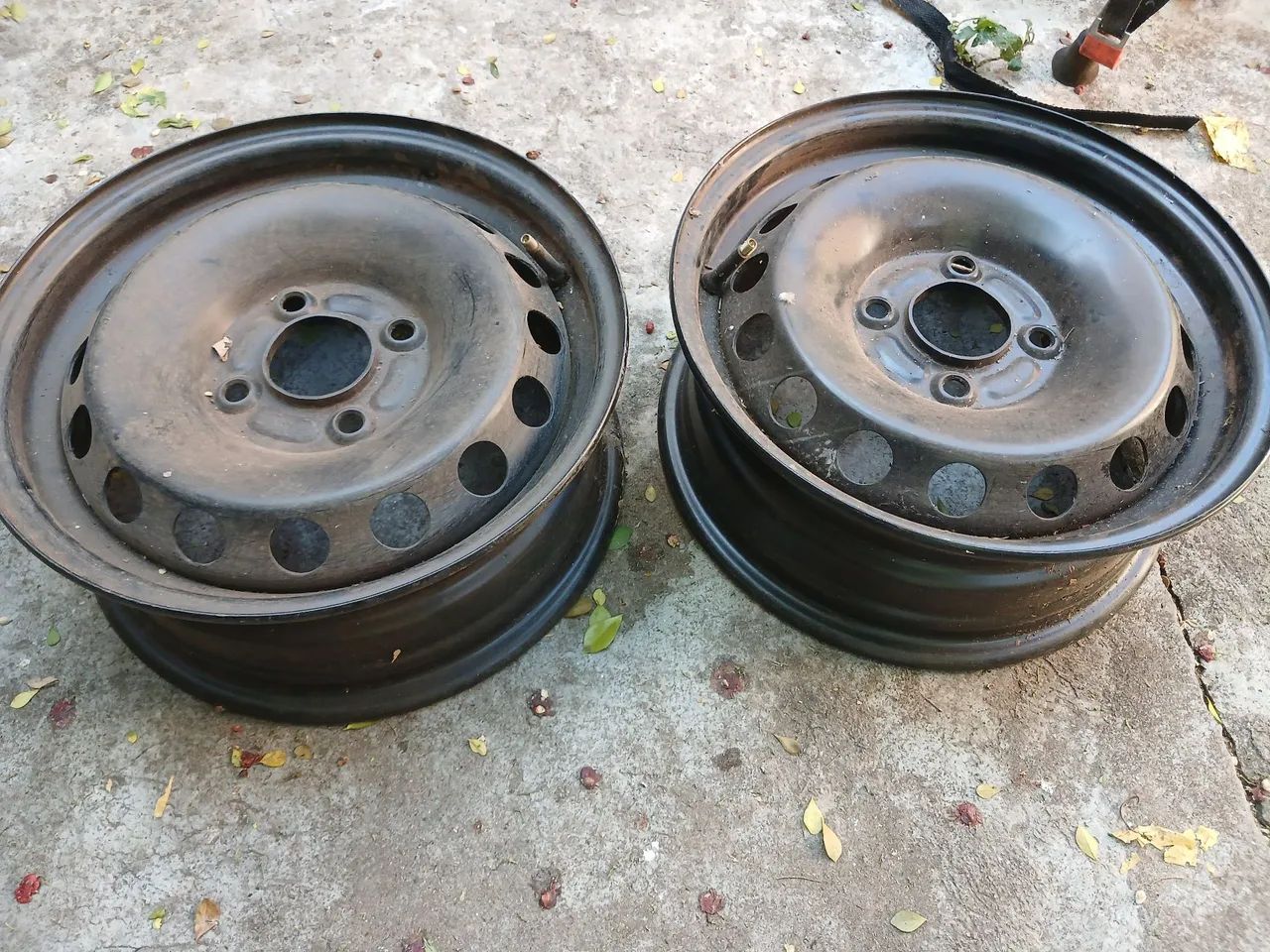 Roda aro 14 Ford estado de zero - Foto 4