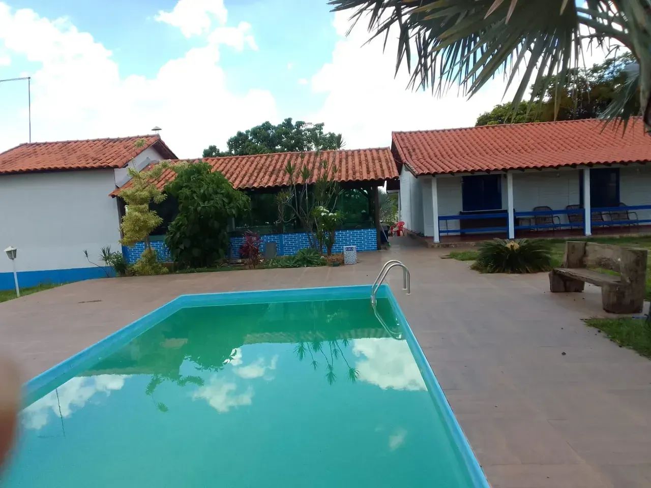 Imóvel para venda tem 180 metros quadrados com 3 quartos