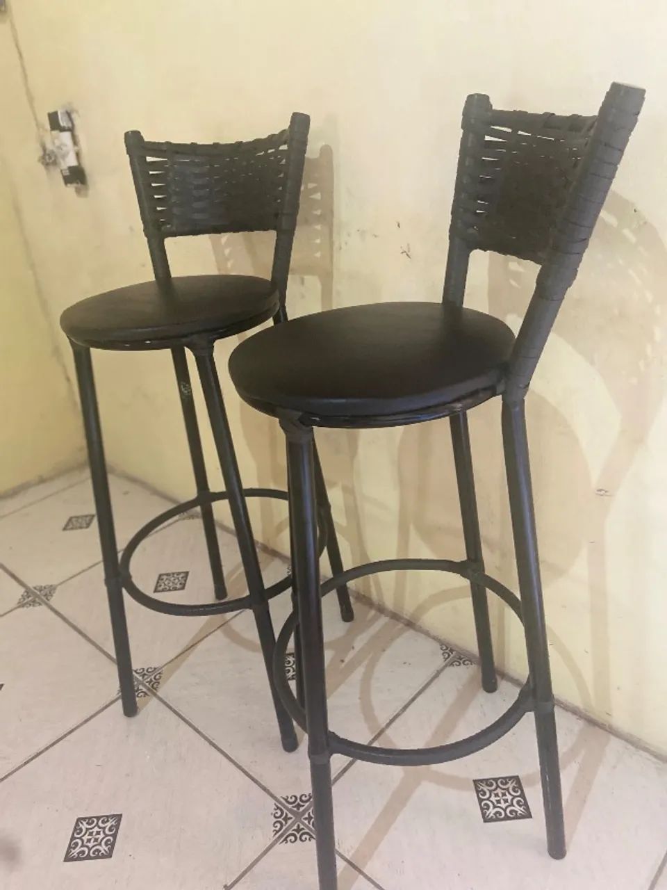 Cadeira alta para bancada  - Foto 4