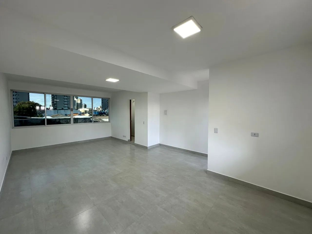 Sala escritório comercial no Capão Raso  - Foto 4
