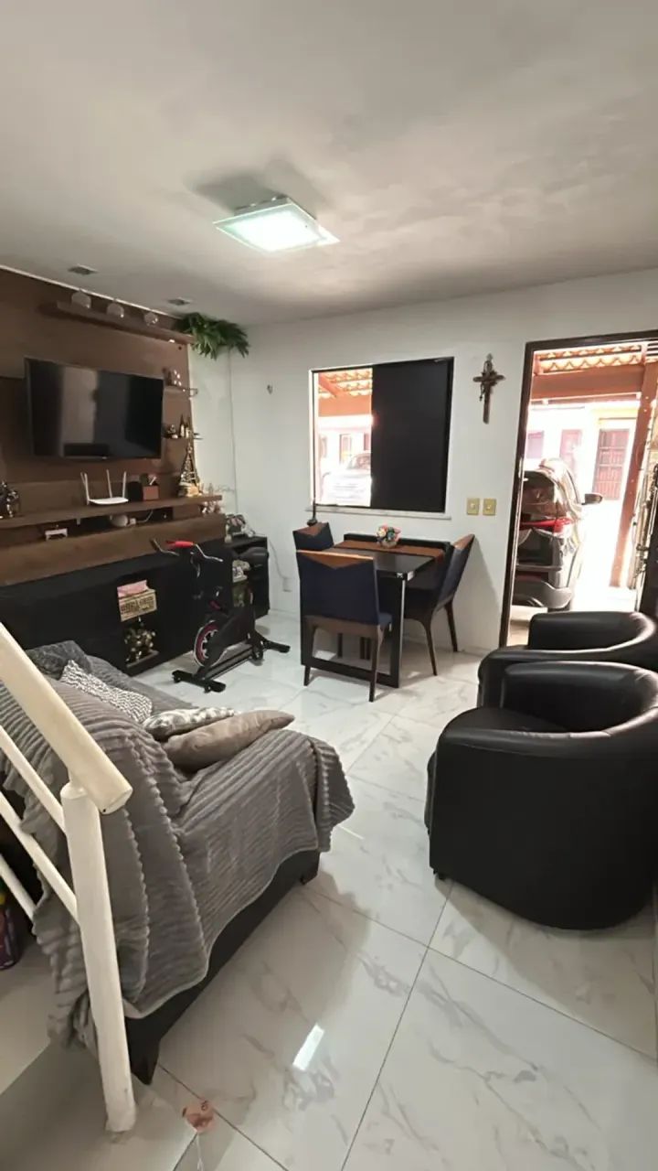 Casa Duplex em Condomínio com área de lazer próximo Av Godolfredo Maciel! - Foto 2