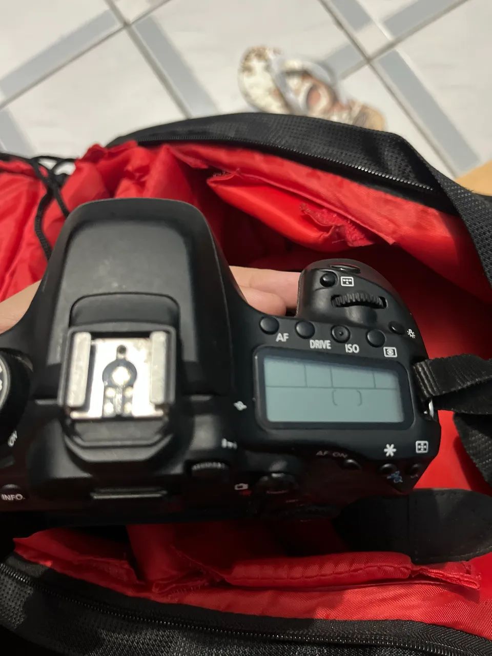 Vende-se Câmera Canon EOS 80D - Foto 2
