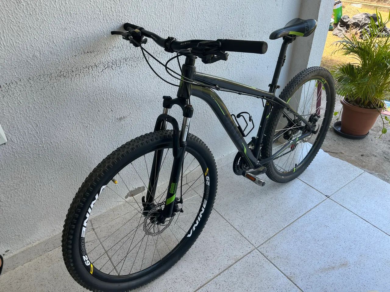 Bicicleta  Caloi alumínio  - Foto 4