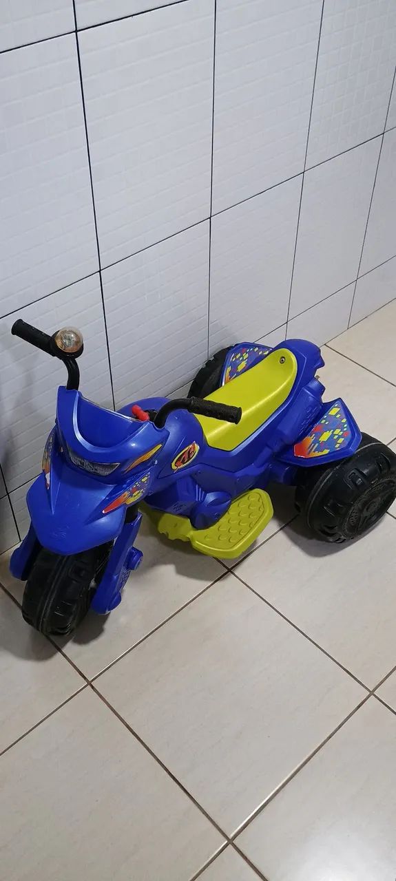 Moto elétrica infantil USADA