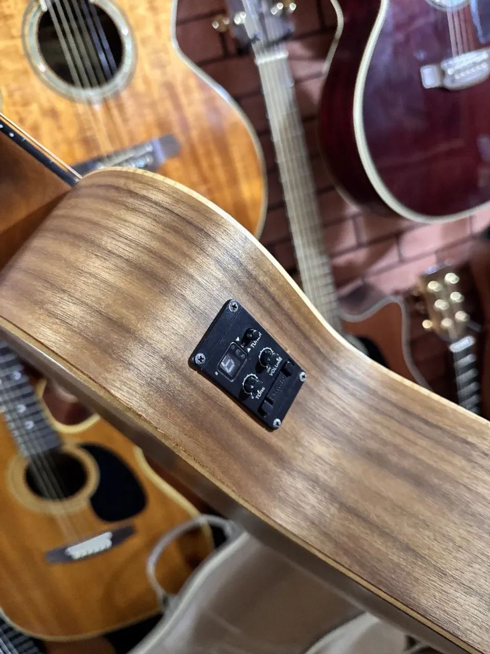 Violão Taylor GS mini elétrico zerado regulado ANALISO TROCAS - Foto 6