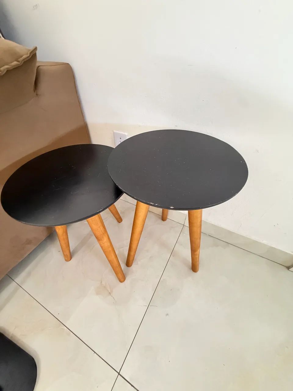 2 Mesinhas de canto  - Foto 3