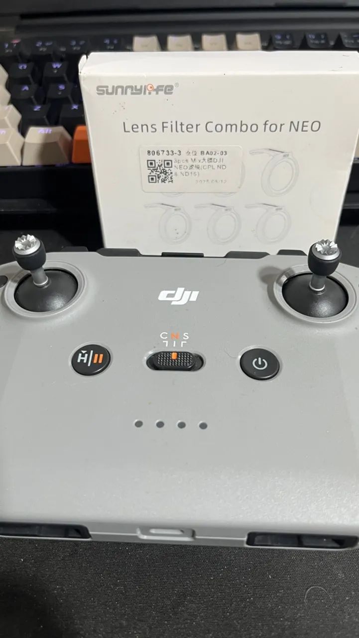 Drone DJI Neo Combo Fly More - Foto 3